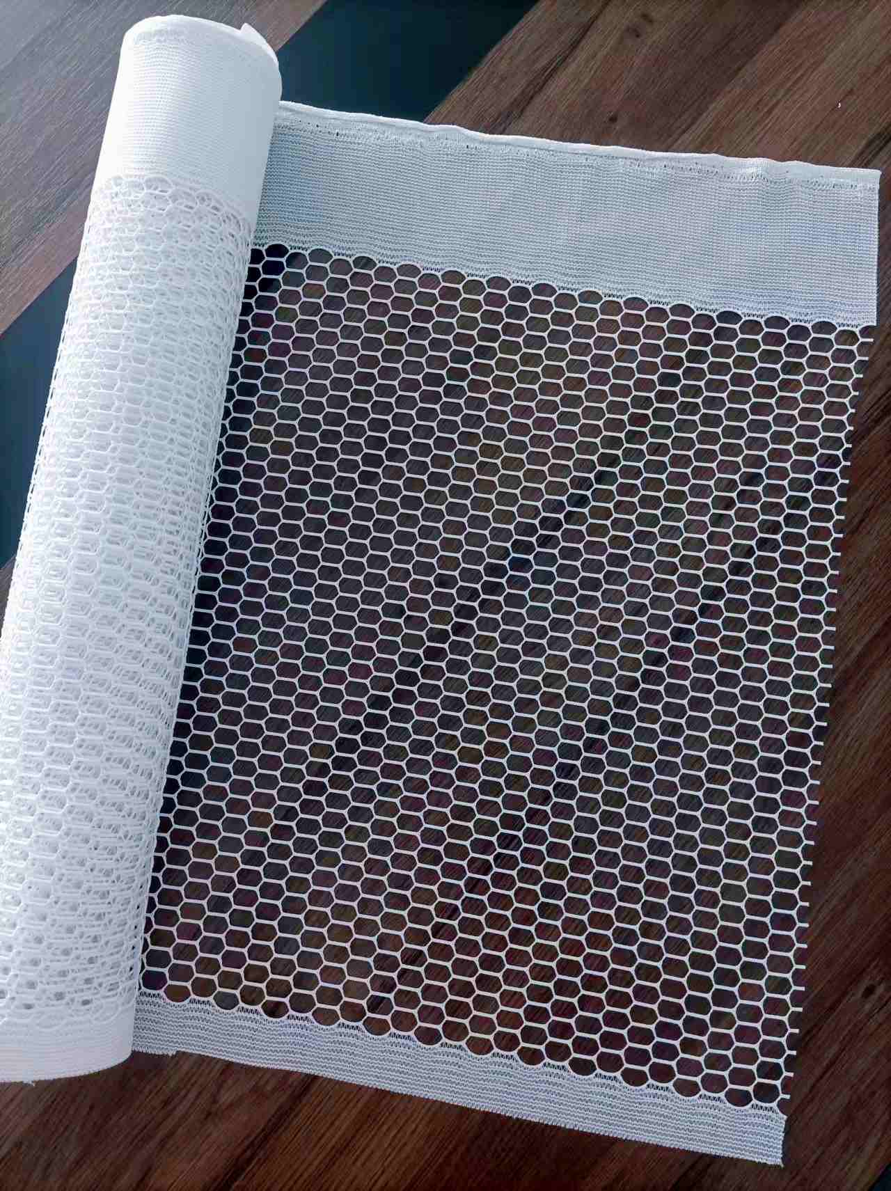 Skåpgardinnät
